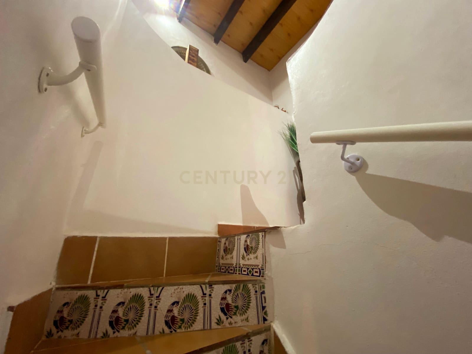 4 sypialnia Finka/Dom wiejski na sprzedaż w Berja z basenem garażem - 264 900 € (Ref: 9417674)