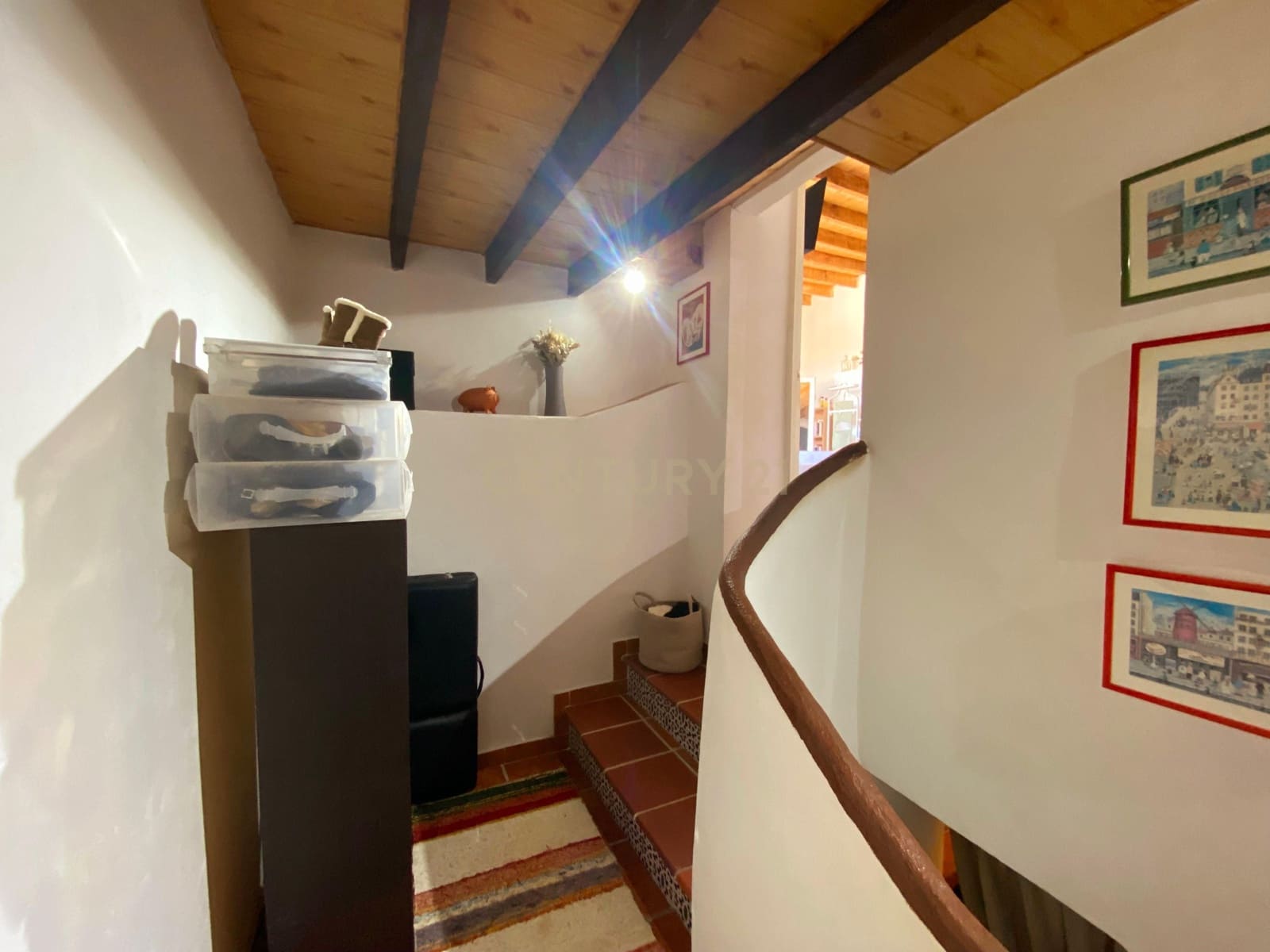 4 sypialnia Finka/Dom wiejski na sprzedaż w Berja z basenem garażem - 264 900 € (Ref: 9417674)