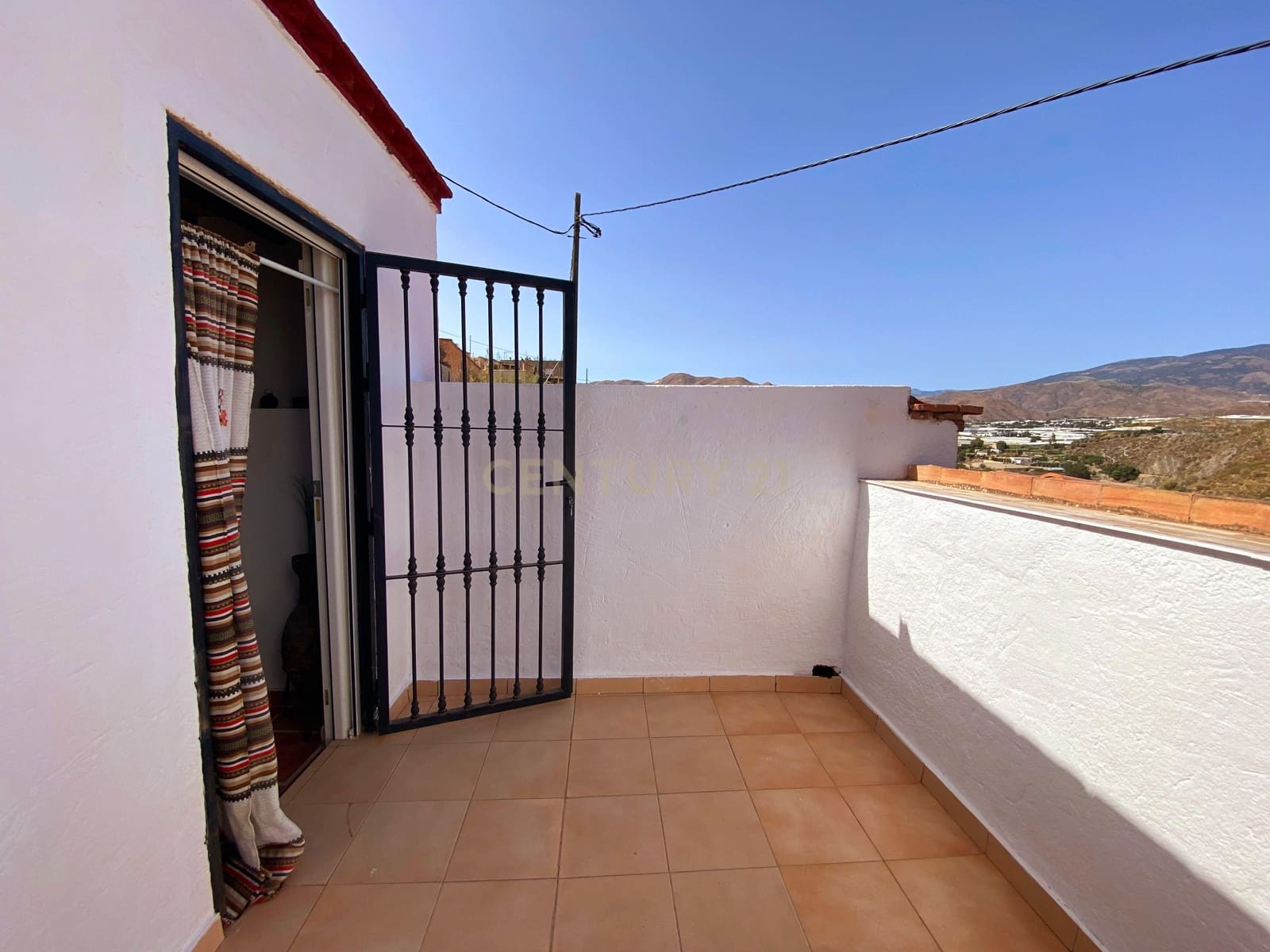 4 sypialnia Finka/Dom wiejski na sprzedaż w Berja z basenem garażem - 264 900 € (Ref: 9417674)