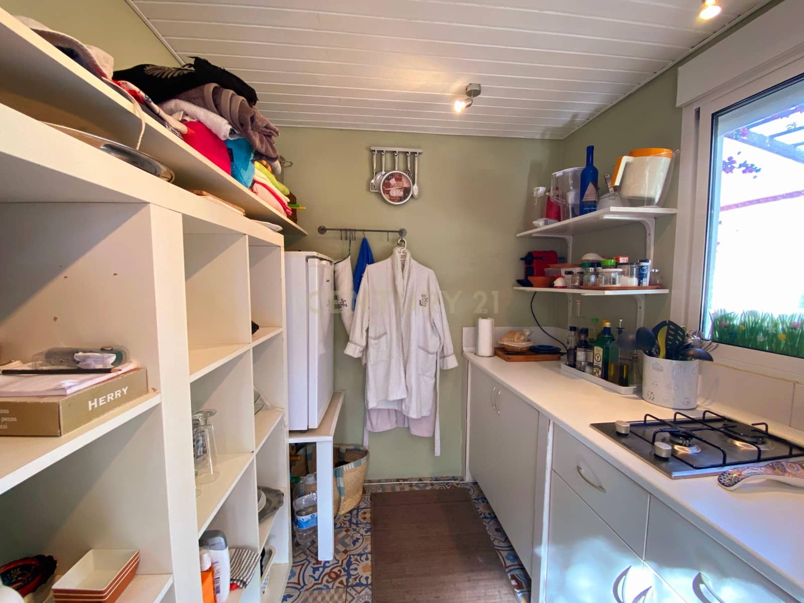 4 sypialnia Finka/Dom wiejski na sprzedaż w Berja z basenem garażem - 264 900 € (Ref: 9417674)