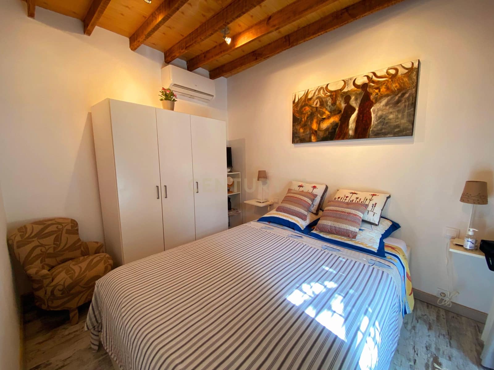 4 sypialnia Finka/Dom wiejski na sprzedaż w Berja z basenem garażem - 264 900 € (Ref: 9417674)