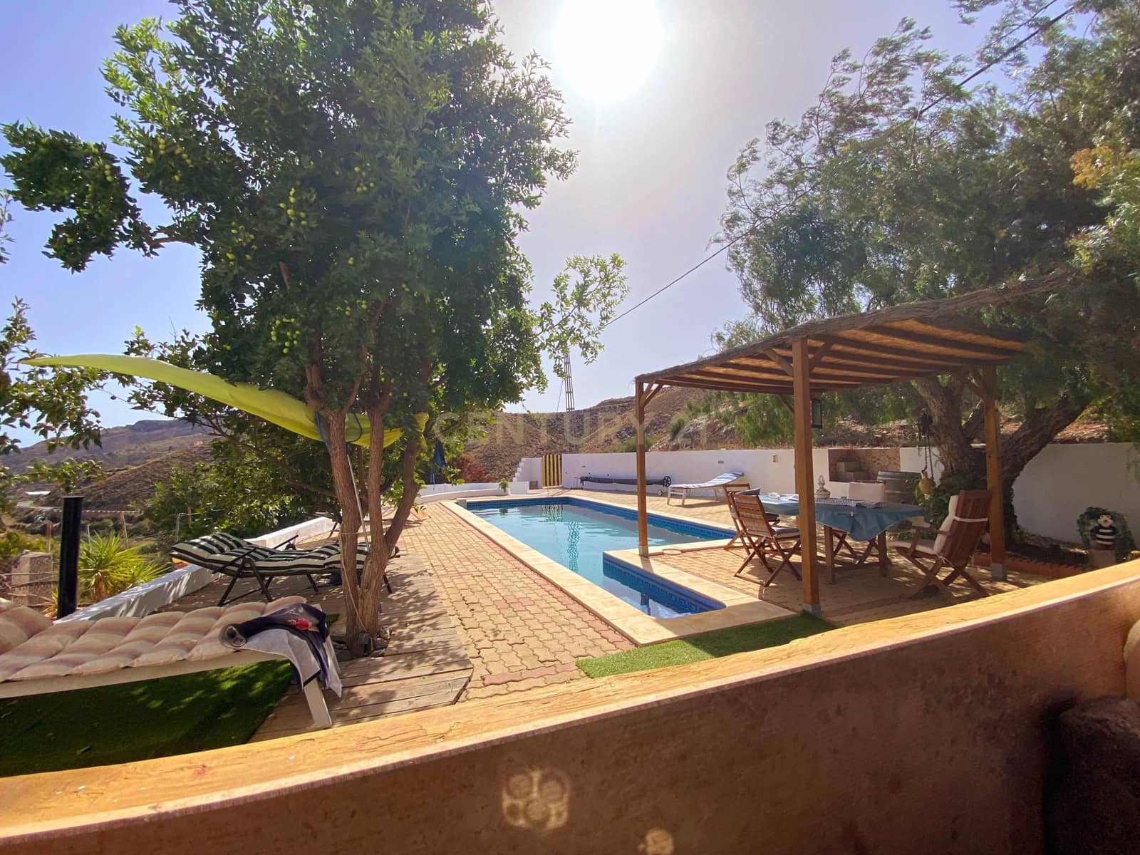 4 sypialnia Finka/Dom wiejski na sprzedaż w Berja z basenem garażem - 264 900 € (Ref: 9417674)