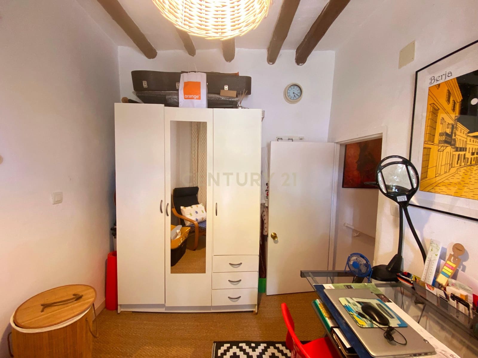 4 sypialnia Finka/Dom wiejski na sprzedaż w Berja z basenem garażem - 264 900 € (Ref: 9417674)