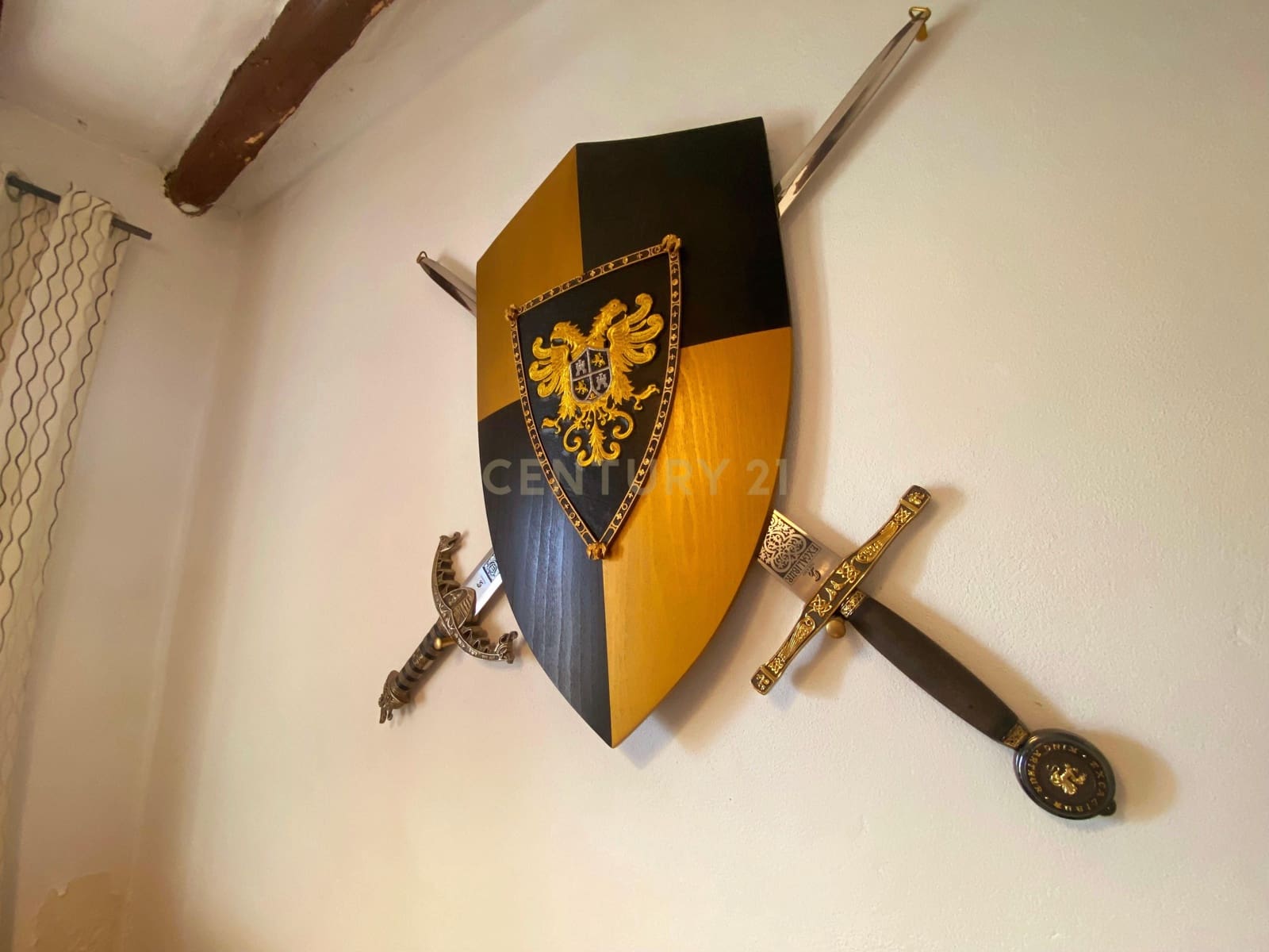 4 sypialnia Finka/Dom wiejski na sprzedaż w Berja z basenem garażem - 264 900 € (Ref: 9417674)