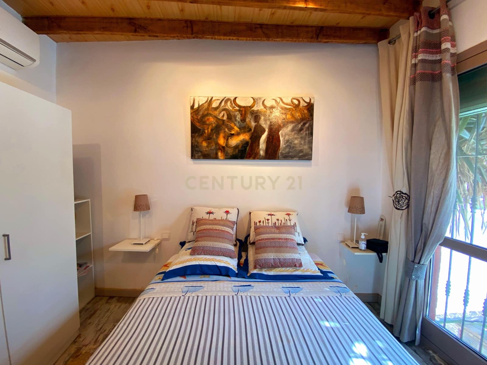 4 sypialnia Finka/Dom wiejski na sprzedaż w Berja z basenem garażem - 264 900 € (Ref: 9417674)