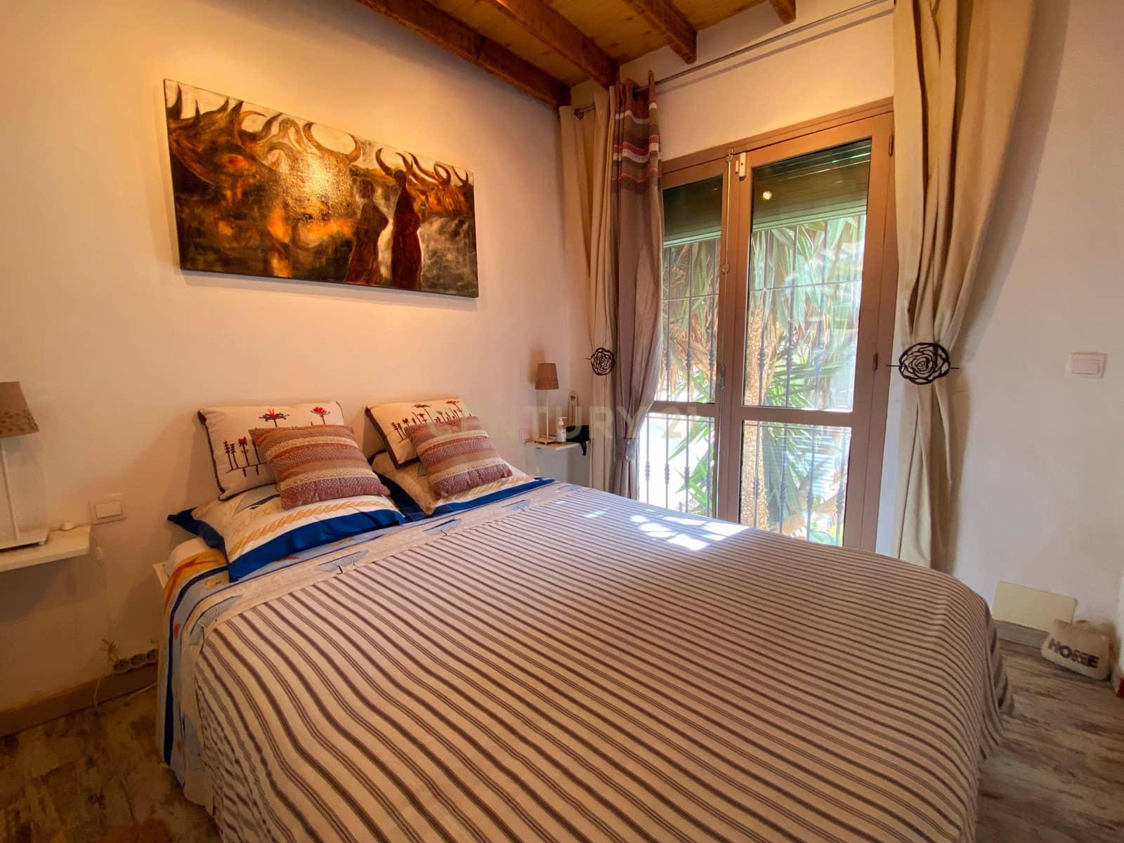 4 sypialnia Finka/Dom wiejski na sprzedaż w Berja z basenem garażem - 264 900 € (Ref: 9417674)