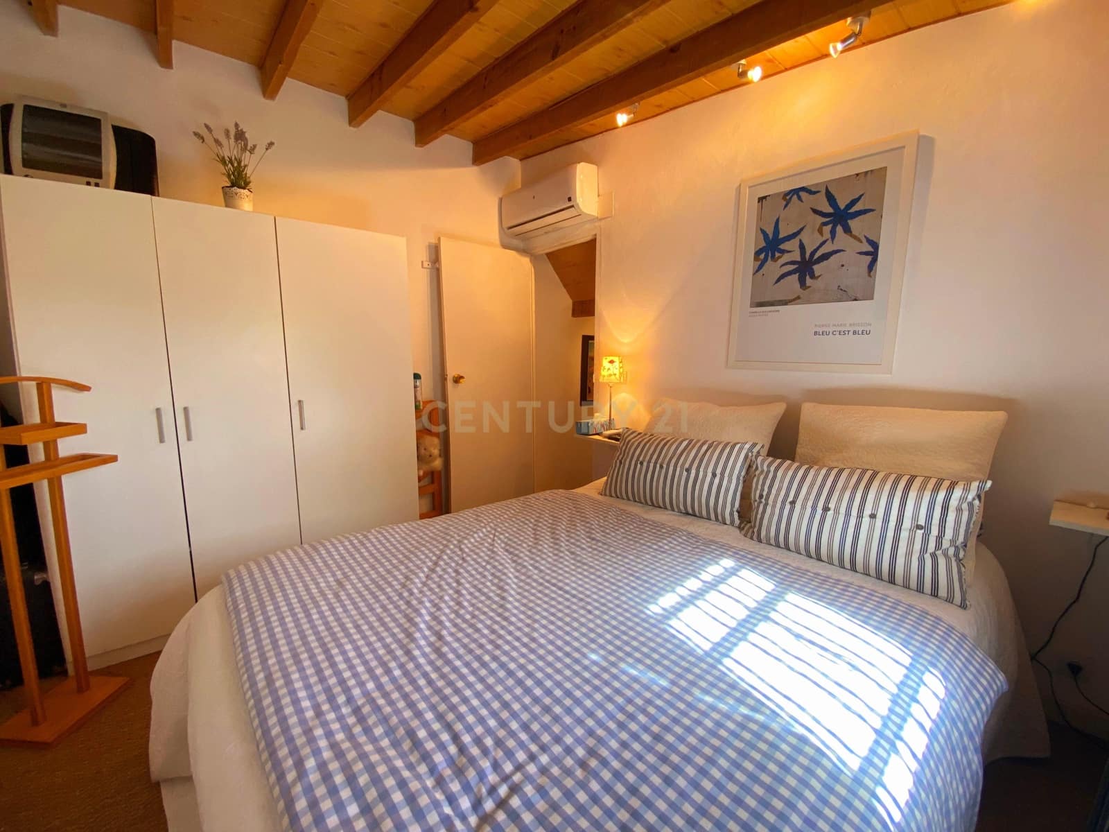 4 sypialnia Finka/Dom wiejski na sprzedaż w Berja z basenem garażem - 264 900 € (Ref: 9417674)