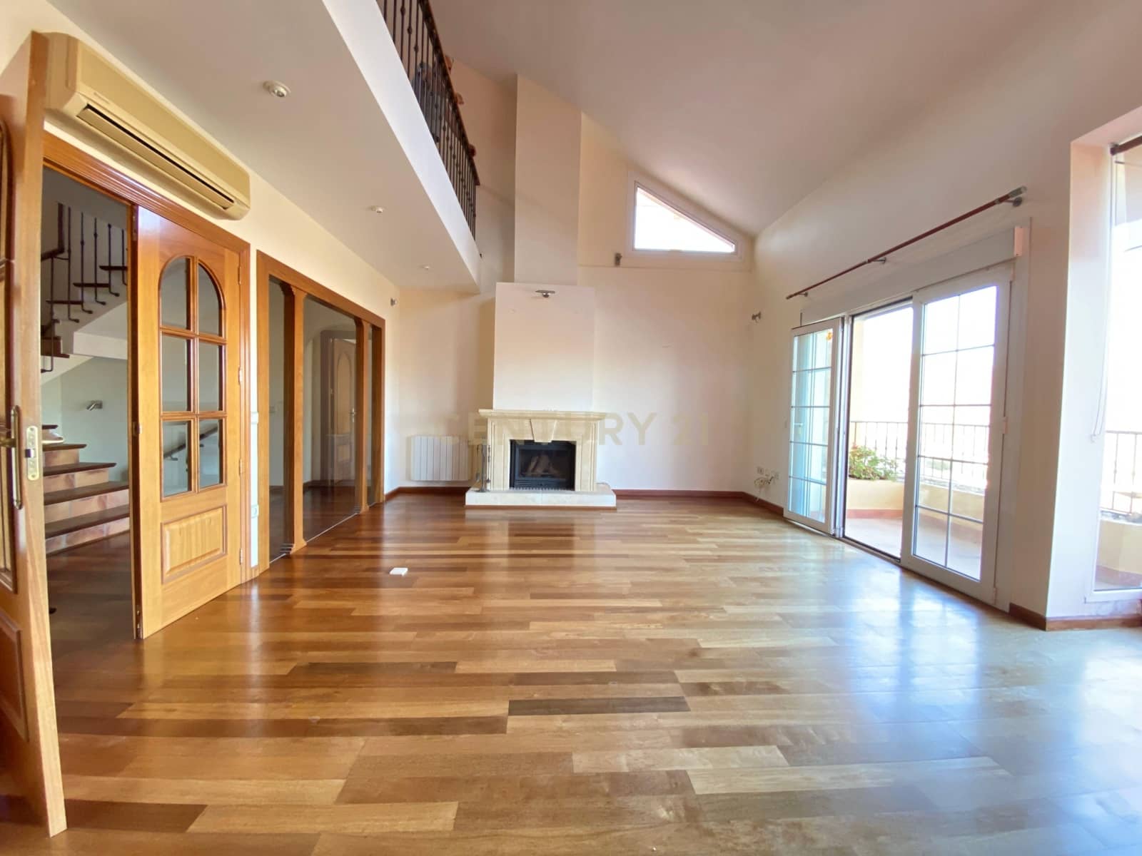 5 soveværelse Villa til salg i Vicar - € 399.000 (Ref: 9444576)