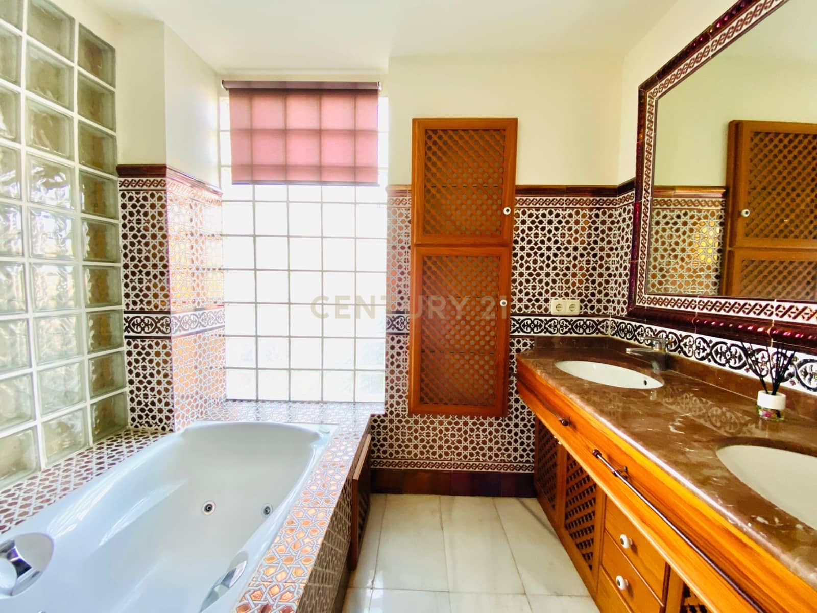 5 soveværelse Villa til salg i Vicar - € 399.000 (Ref: 9444576)