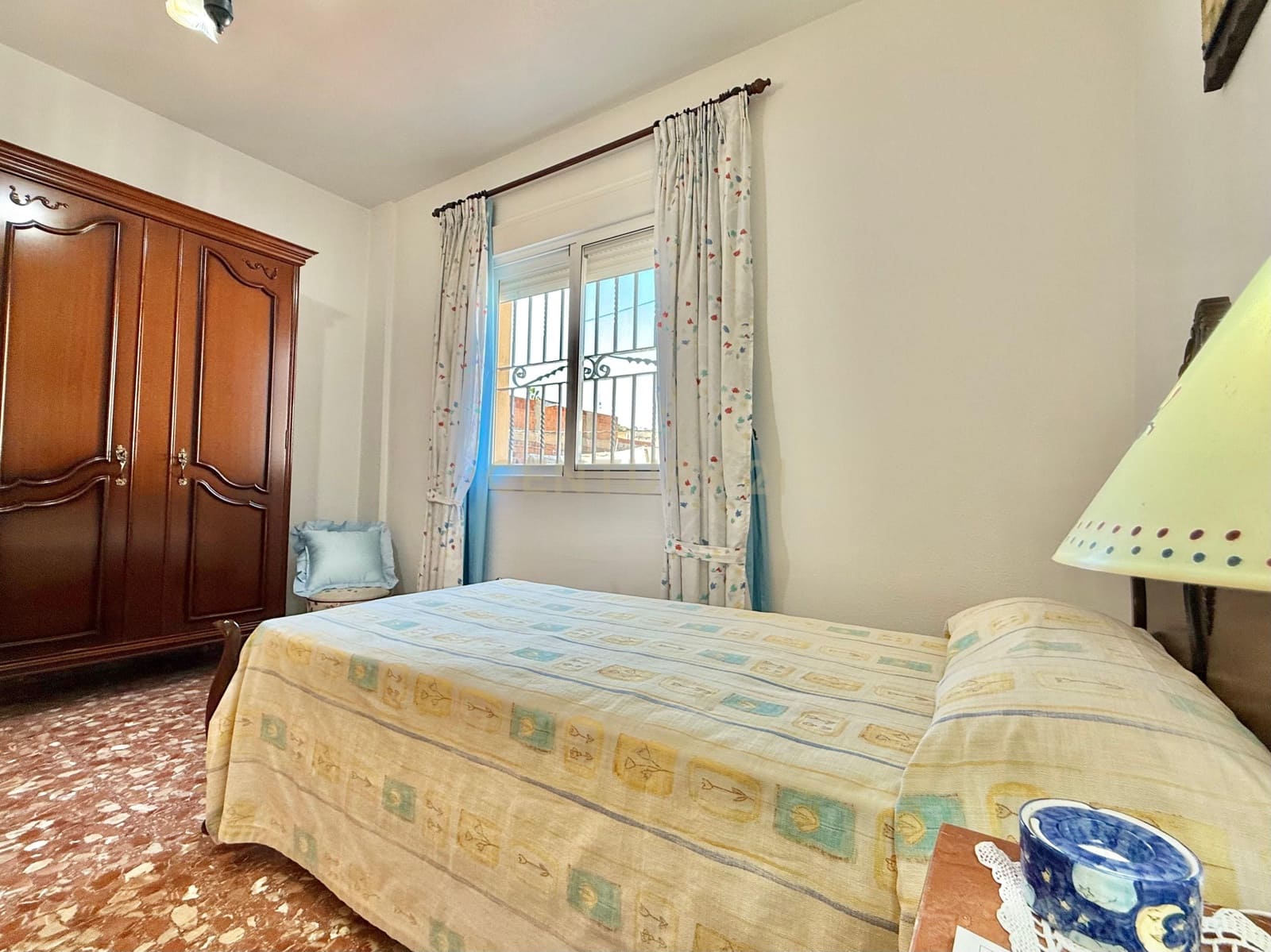 4 sypialnia Finka/Dom wiejski na sprzedaż w Berja z garażem - 379 800 € (Ref: 9471661)