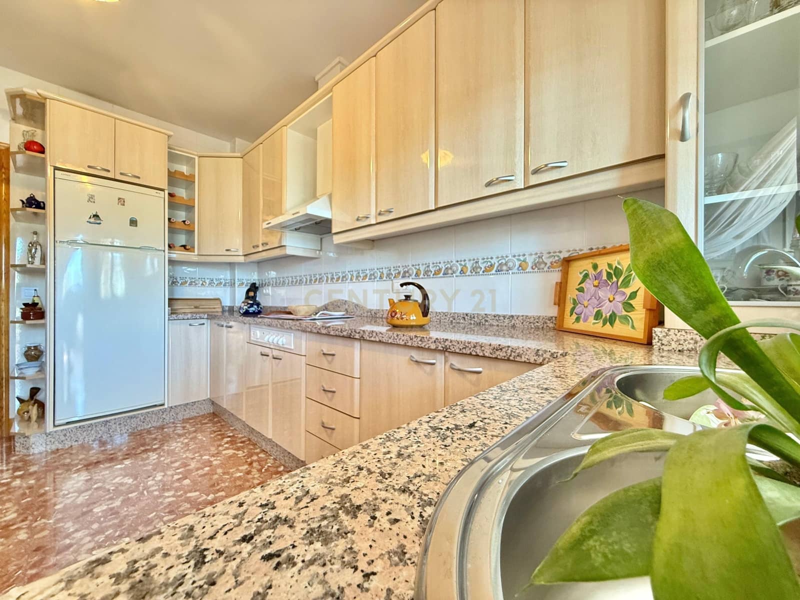 4 sypialnia Finka/Dom wiejski na sprzedaż w Berja z garażem - 379 800 € (Ref: 9471661)