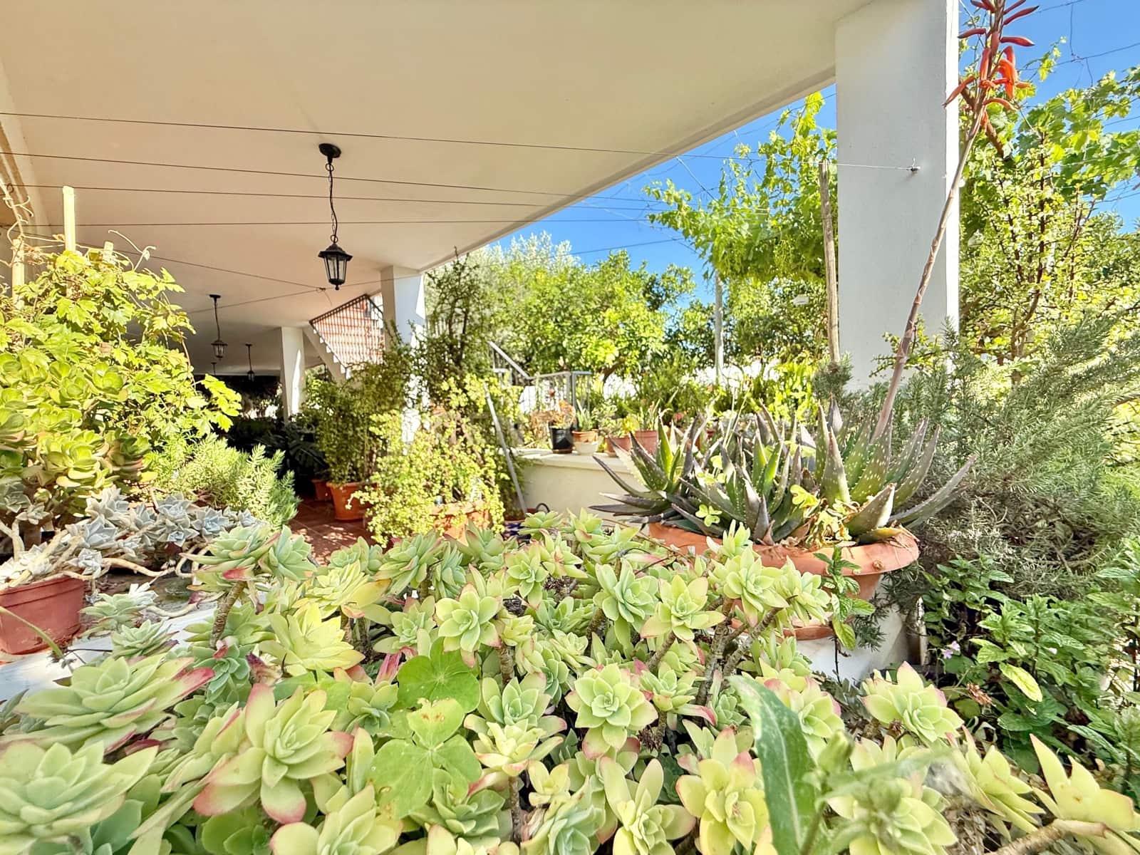 4 sypialnia Finka/Dom wiejski na sprzedaż w Berja z garażem - 379 800 € (Ref: 9471661)