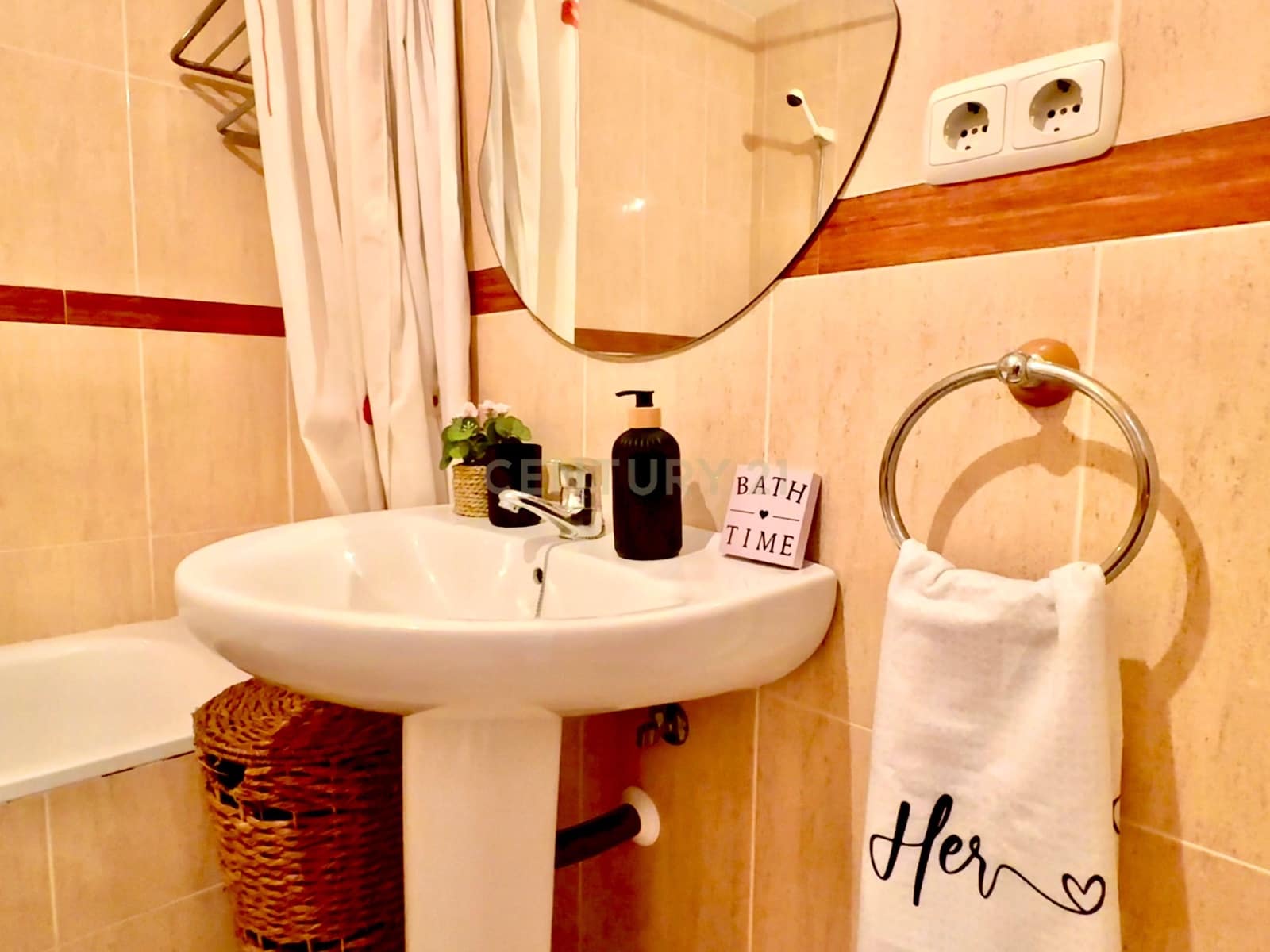 1 bedroom Beach Apartment for sale in Almerimar with pool garage - € 138,000 (Ref: 9489820)