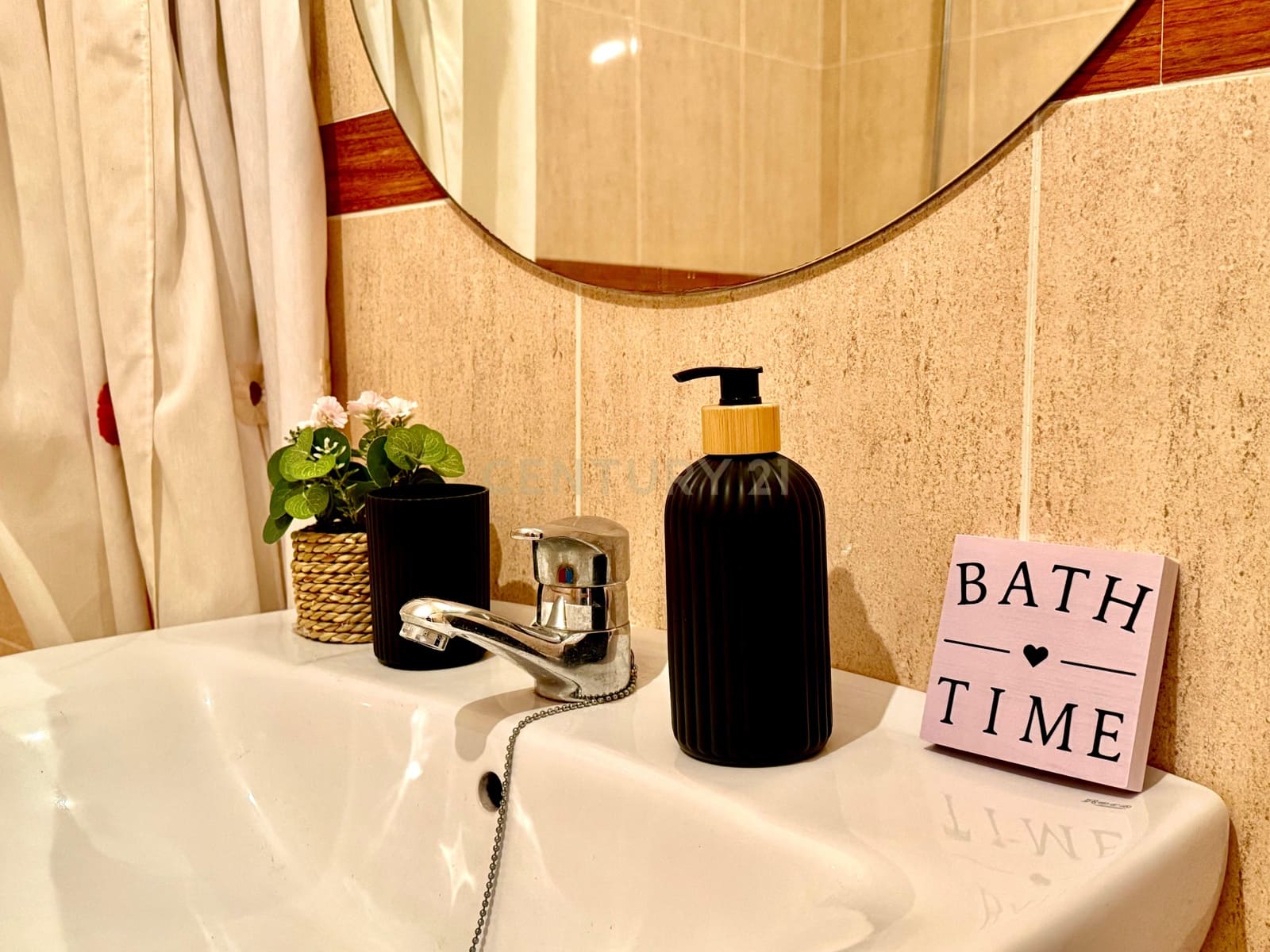 1 bedroom Beach Apartment for sale in Almerimar with pool garage - € 138,000 (Ref: 9489820)