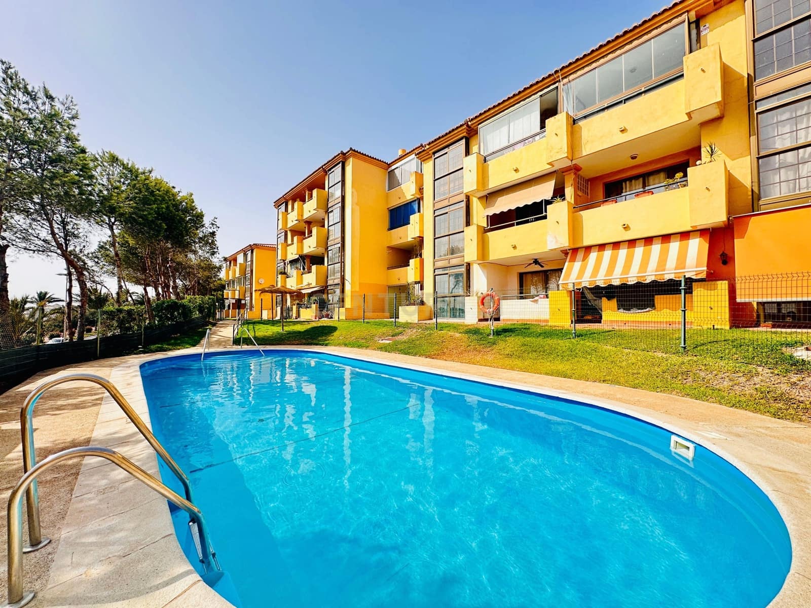 2 bedroom Beach Apartment for sale in El Ejido - € 119,800 (Ref: 9499899)