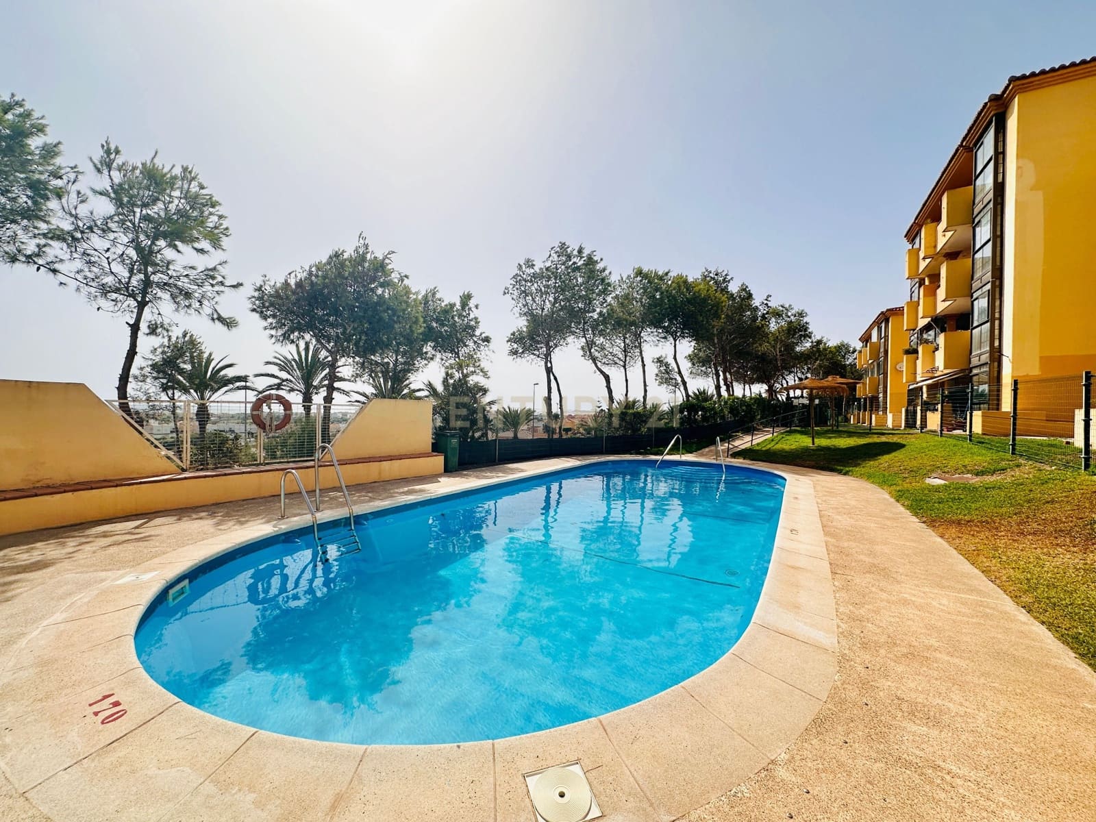 2 bedroom Beach Apartment for sale in El Ejido - € 119,800 (Ref: 9499899)