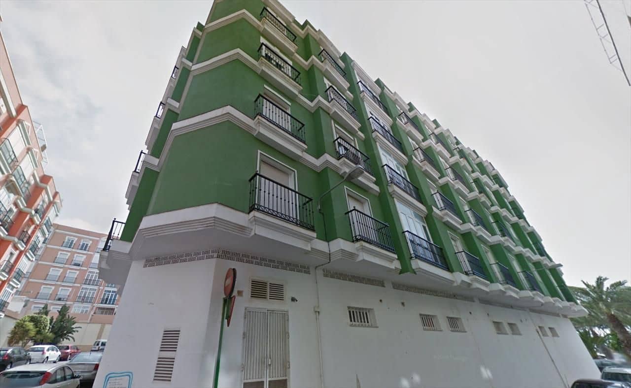 4 bedroom Apartment for sale in Adra - € 170,000 (Ref: 9536255)