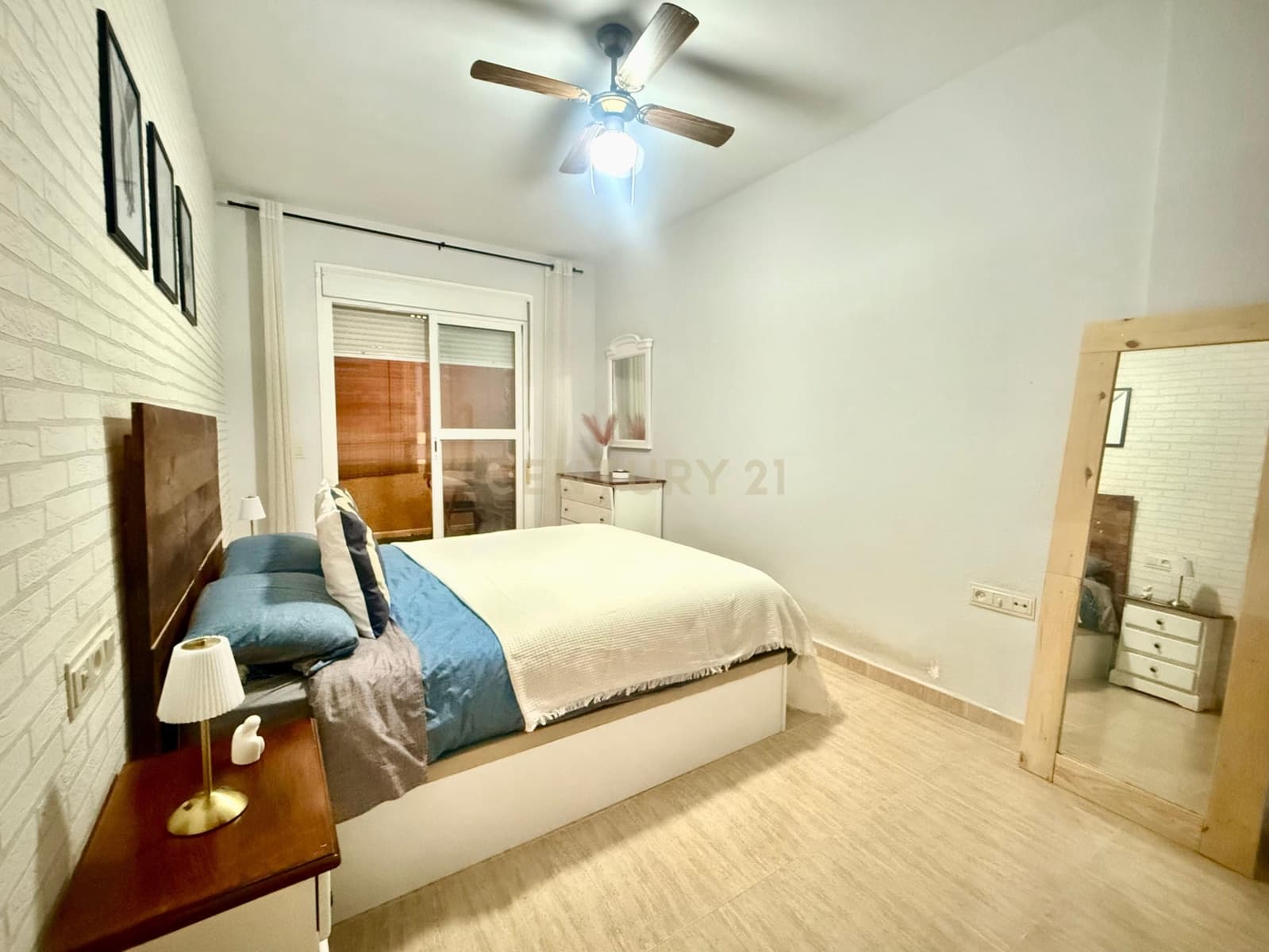 3 bedroom Flat for sale in El Ejido - € 135,000 (Ref: 9543448)