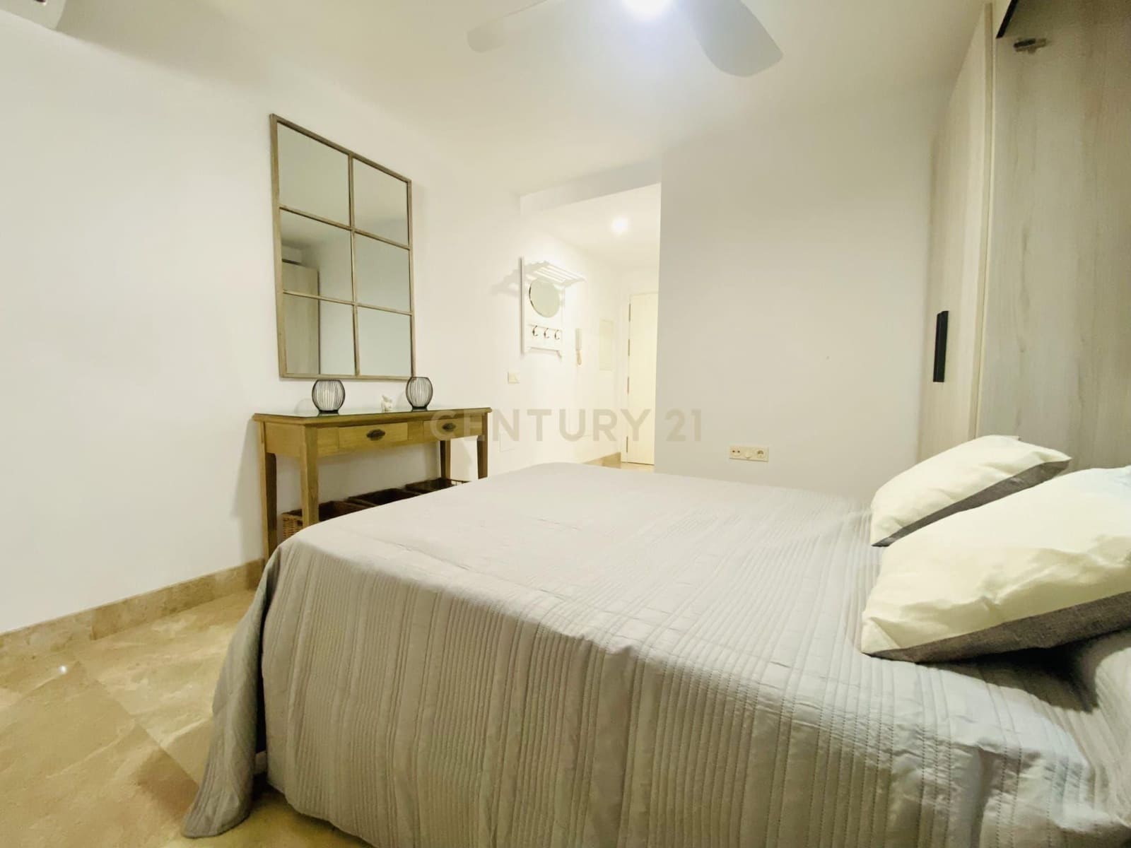 1 bedroom Flat for sale in El Ejido with pool - € 142,000 (Ref: 9543449)