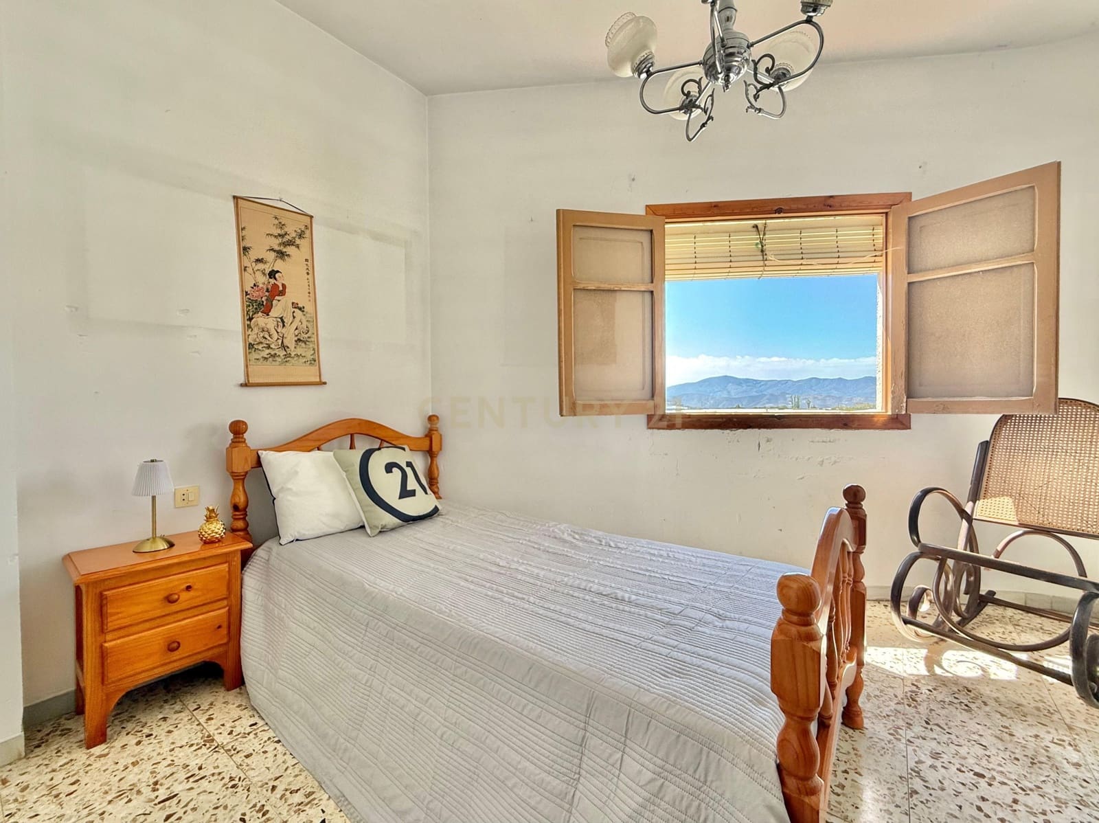 5 bedroom Villa for sale in Berja - € 120,000 (Ref: 9543450)