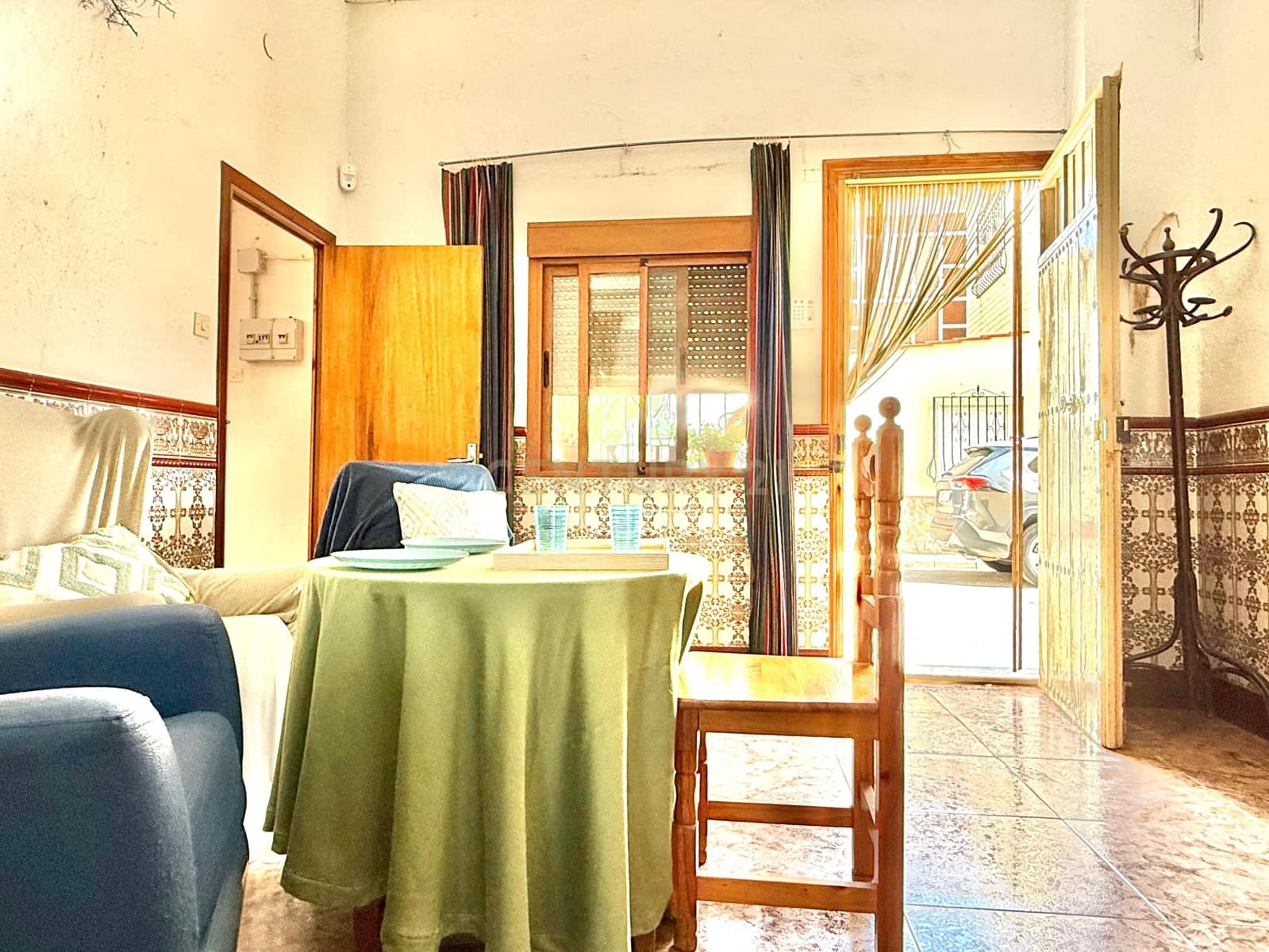 5 bedroom Villa for sale in Berja - € 120,000 (Ref: 9543450)