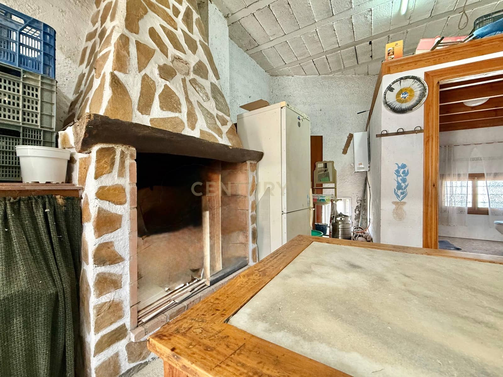 5 bedroom Villa for sale in Berja - € 120,000 (Ref: 9543450)