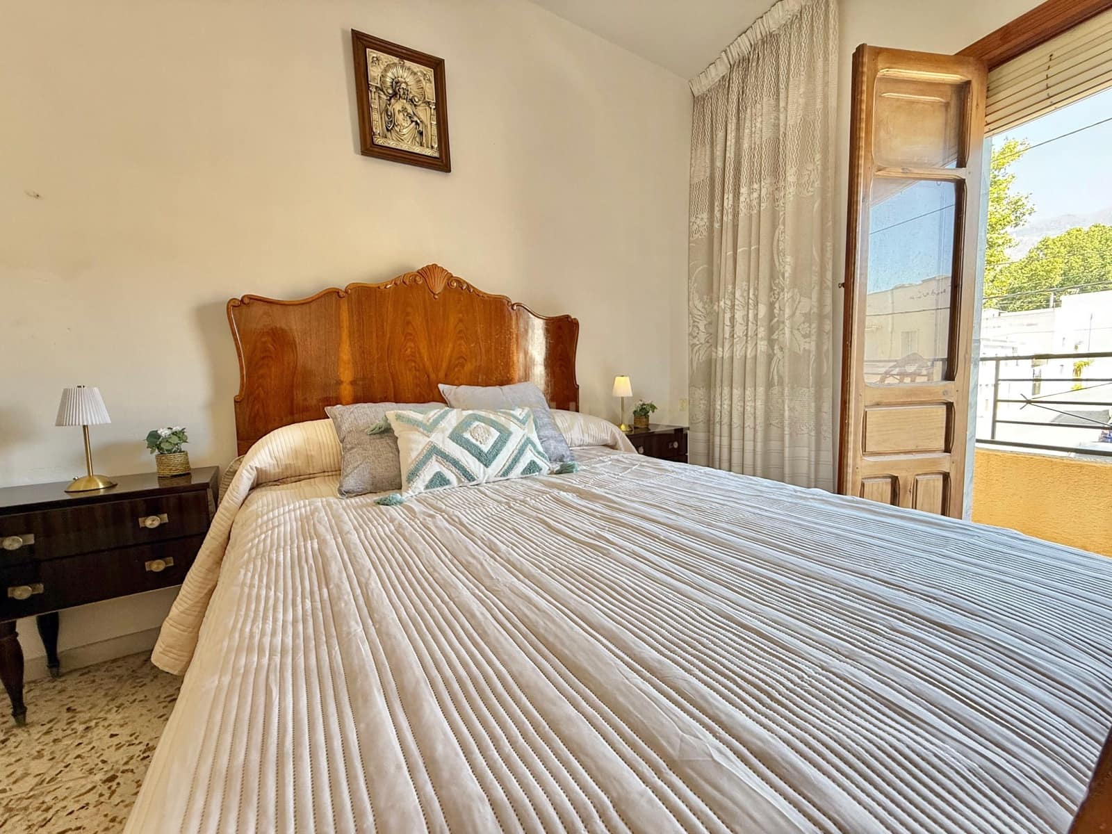 5 bedroom Villa for sale in Berja - € 120,000 (Ref: 9543450)