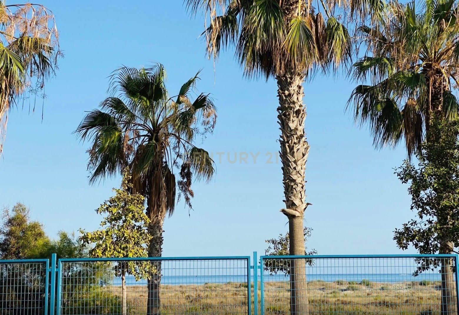 Piso de 2 habitaciones en El Ejido en venta con piscina - 195.000 € (Ref: 9598376)