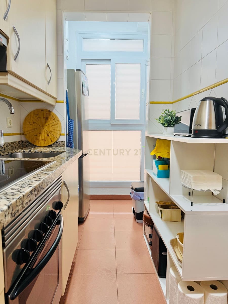 Piso de 2 habitaciones en El Ejido en venta con piscina - 195.000 € (Ref: 9598376)