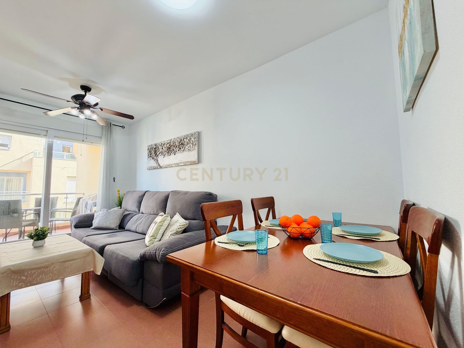 Piso de 2 habitaciones en El Ejido en venta con piscina - 195.000 € (Ref: 9598376)