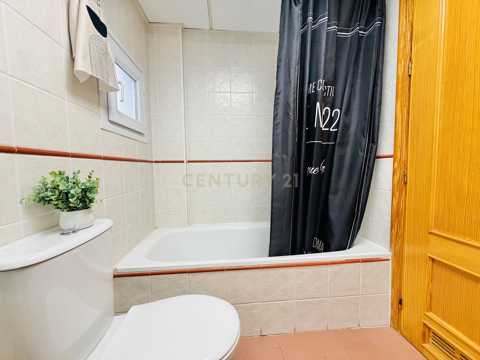 Piso de 2 habitaciones en El Ejido en venta con piscina - 195.000 € (Ref: 9598376)