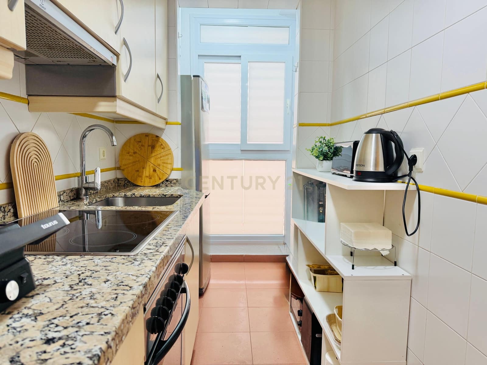 Piso de 2 habitaciones en El Ejido en venta con piscina - 195.000 € (Ref: 9598376)