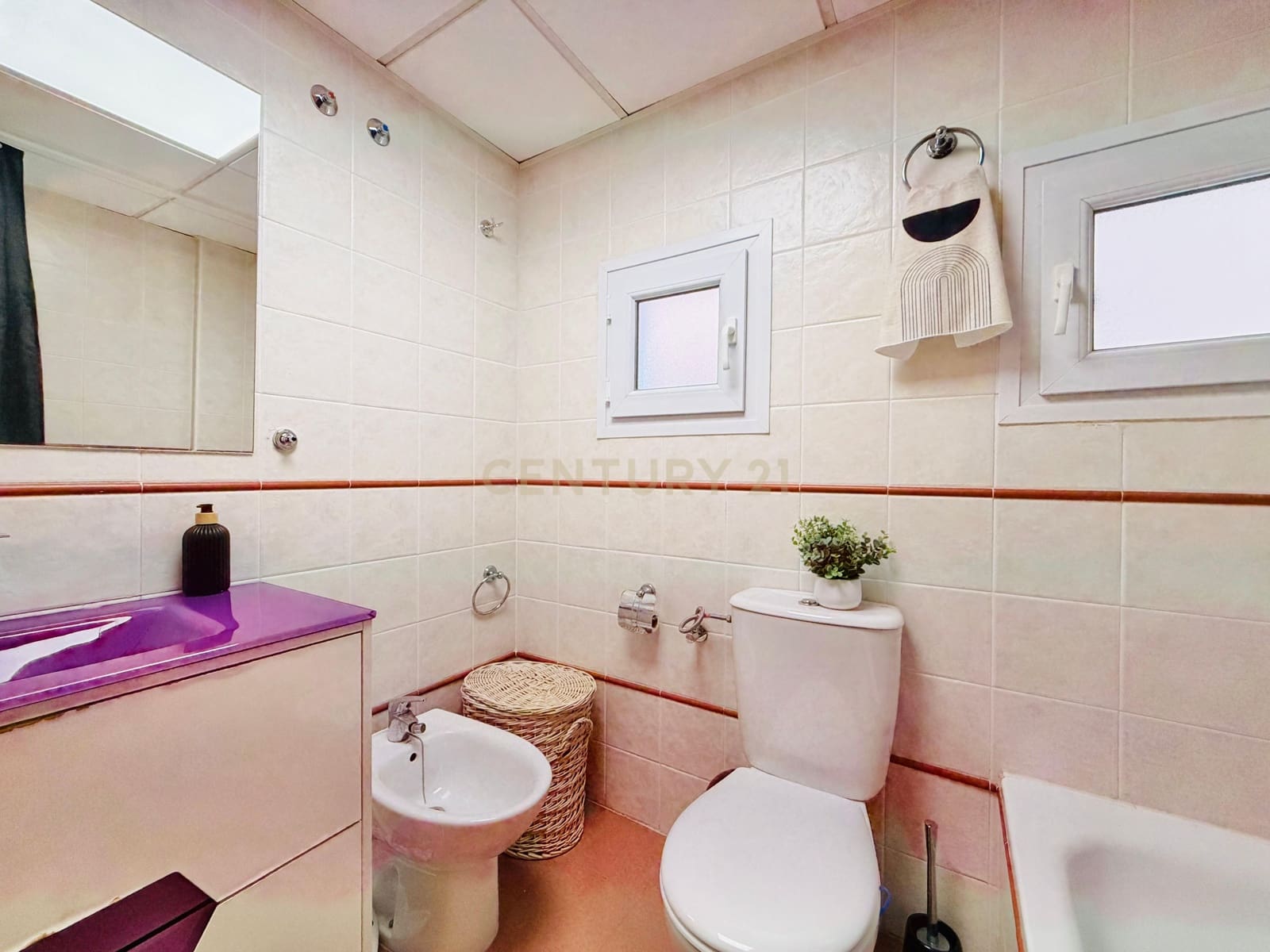 Piso de 2 habitaciones en El Ejido en venta con piscina - 195.000 € (Ref: 9598376)