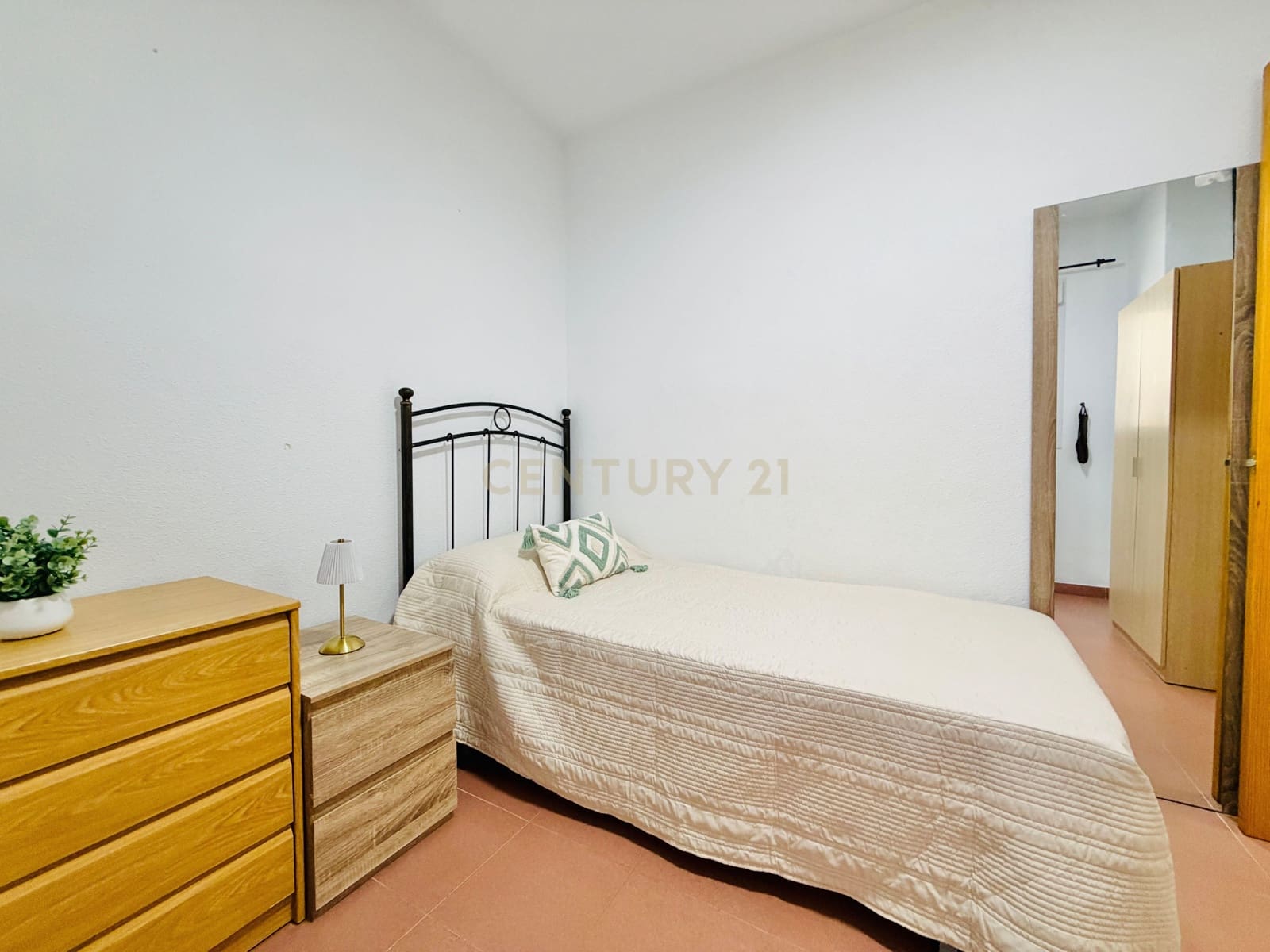 Piso de 2 habitaciones en El Ejido en venta con piscina - 195.000 € (Ref: 9598376)