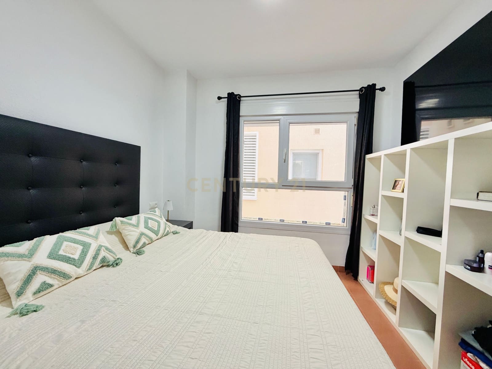 Piso de 2 habitaciones en El Ejido en venta con piscina - 195.000 € (Ref: 9598376)