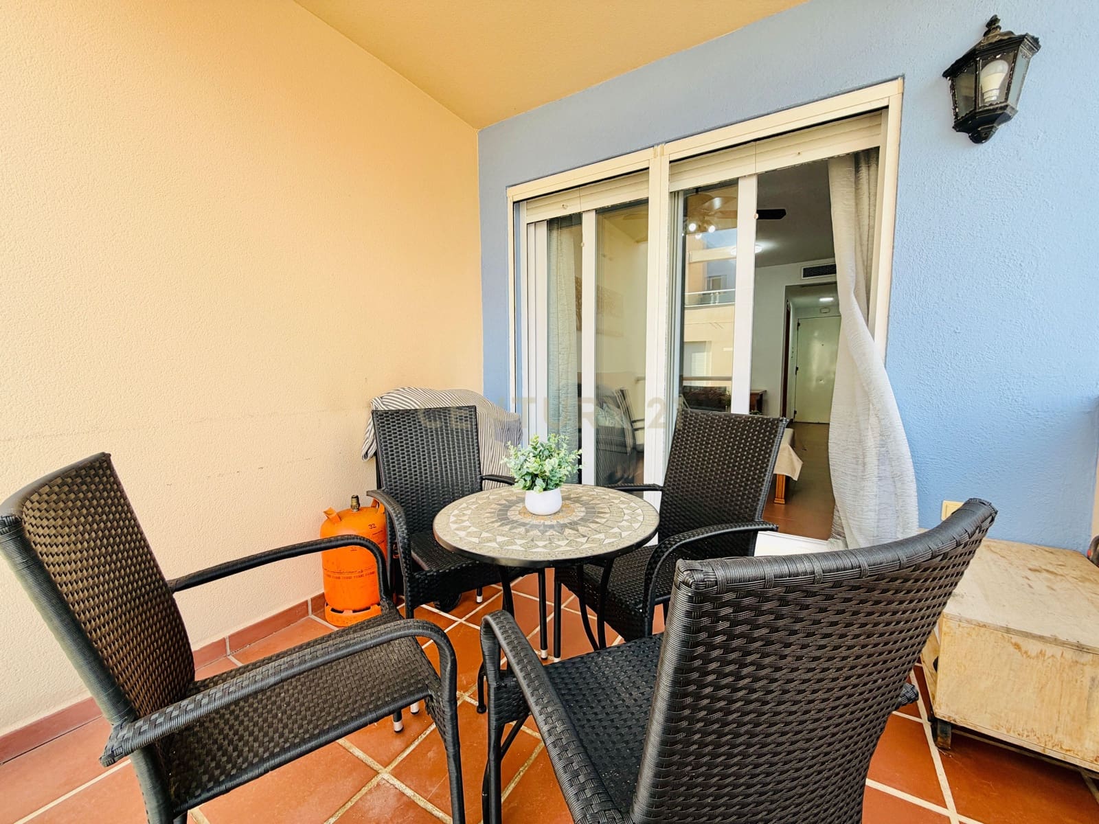 Piso de 2 habitaciones en El Ejido en venta con piscina - 195.000 € (Ref: 9598376)