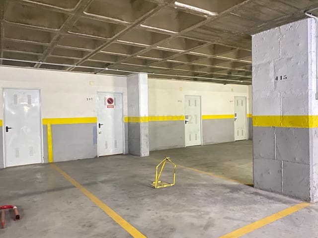 Garage in vendita in Almerimar, El Ejido - 42.000 € (Rif: 9603631)