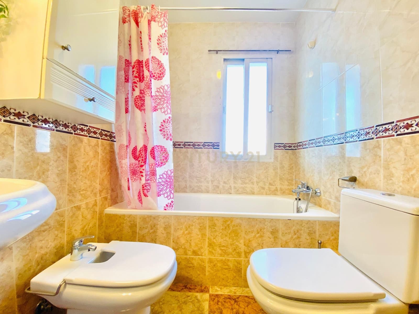 4 bedroom Apartment for sale in Roquetas de Mar - € 212,100 (Ref: 9626934)