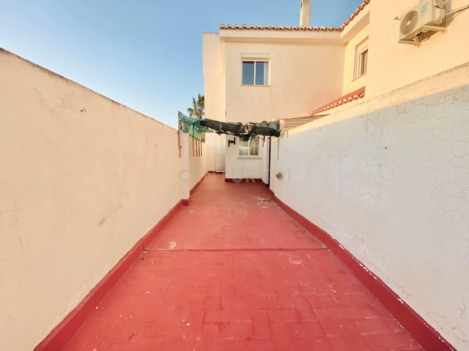 4 bedroom Apartment for sale in Roquetas de Mar - € 212,100 (Ref: 9626934)