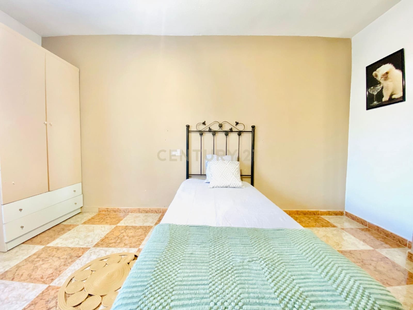 4 bedroom Apartment for sale in Roquetas de Mar - € 212,100 (Ref: 9626934)