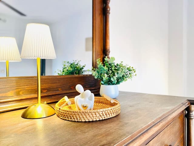 4 bedroom Apartment for sale in Roquetas de Mar - € 212,100 (Ref: 9626934)