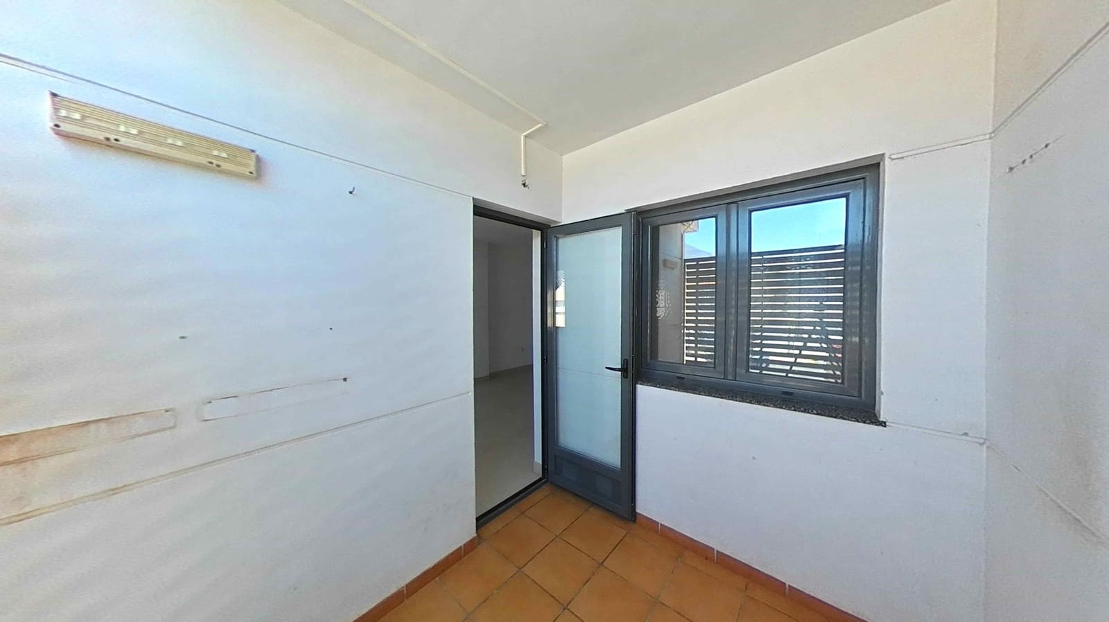 3 makuuhuone Omakotitalo myytävänä paikassa El Ejido mukana 
autotalli - 200 500 € (Ref: 9679303)