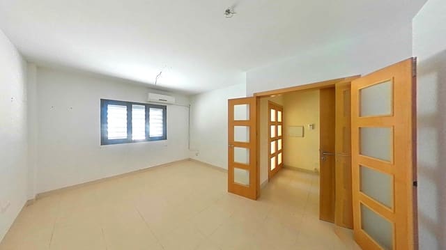 3 makuuhuone Omakotitalo myytävänä paikassa El Ejido mukana 
autotalli - 200 500 € (Ref: 9679303)