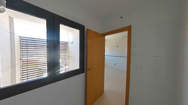 3 makuuhuone Omakotitalo myytävänä paikassa El Ejido mukana 
autotalli - 200 500 € (Ref: 9679303)