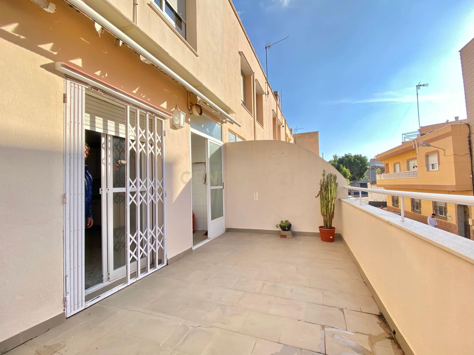 3 sovrum Radhus till salu i El Ejido med garage - 192 800 € (Ref: 9679383)