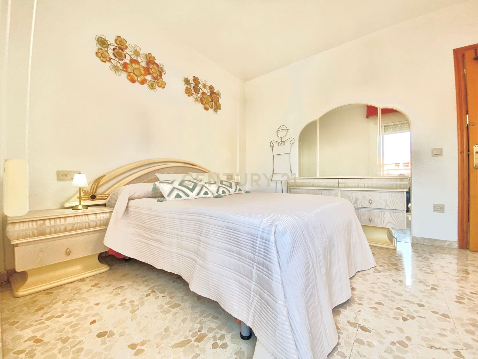 3 sovrum Radhus till salu i El Ejido med garage - 192 800 € (Ref: 9679383)