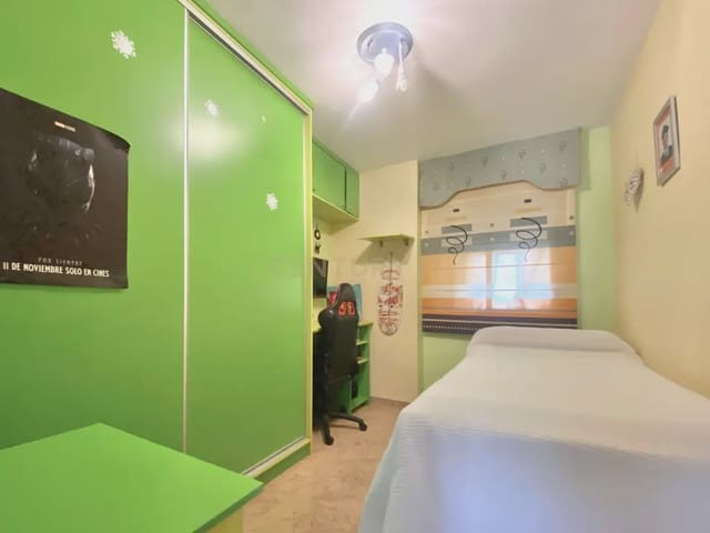 Ático de 3 habitaciones en El Ejido en venta - 159.075 € (Ref: 9772465)
