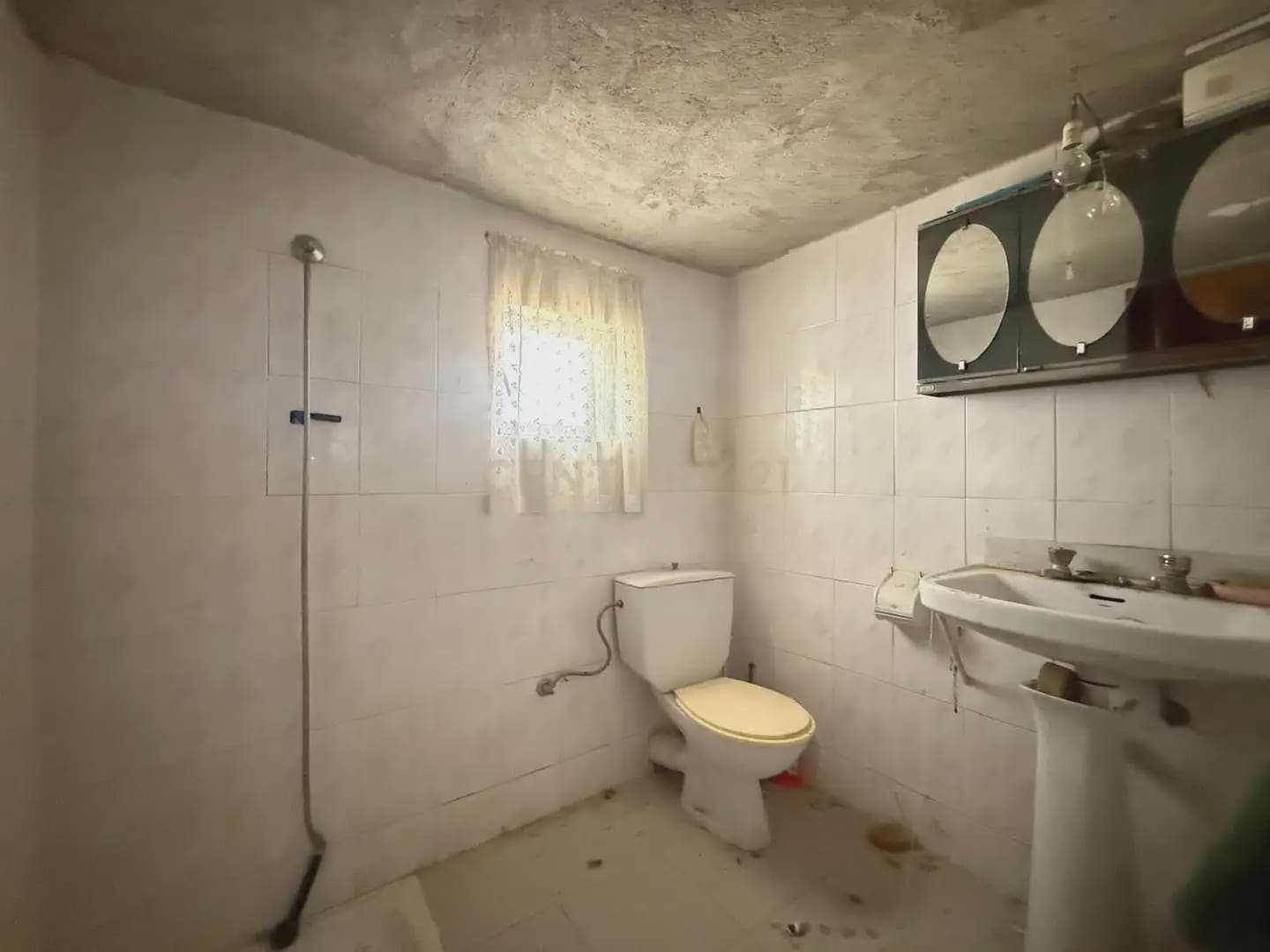 3 soverom Finca/Herregård til salgs i Velez-Rubio - € 99 900 (Ref: 9787579)