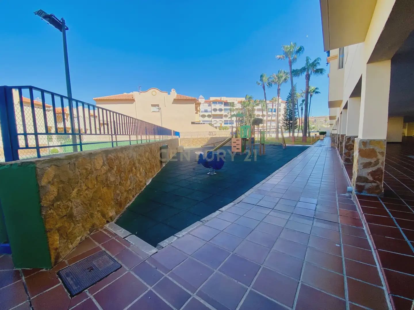 Studio for sale in El Ejido with pool - € 118,000 (Ref: 9830395)