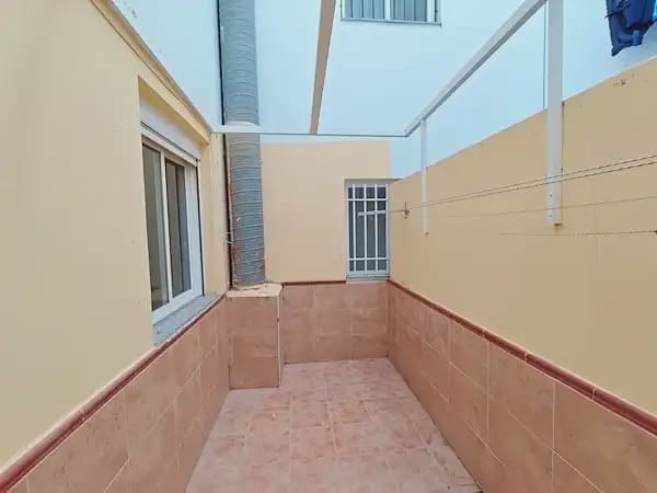 3 bedroom Apartment for sale in Adra - € 94,000 (Ref: 9836782)